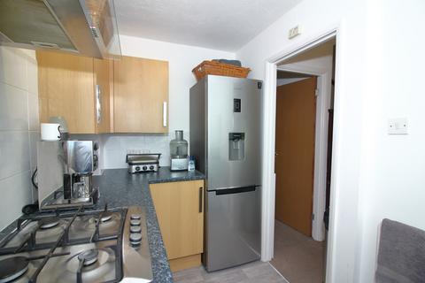 15 The Hyde, New Milton, BH25 5GA