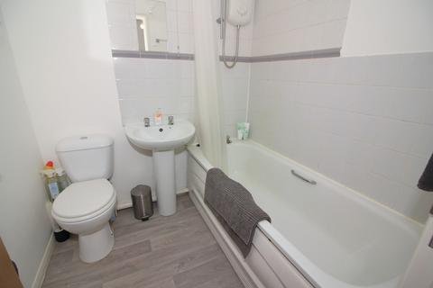 15 The Hyde, New Milton, BH25 5GA