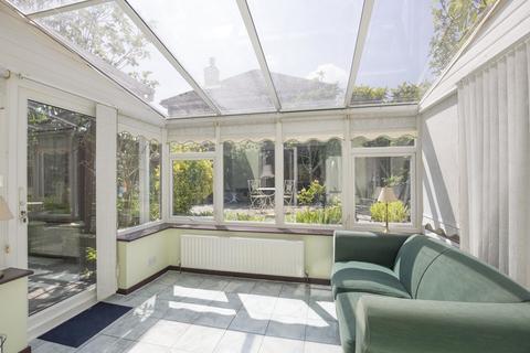 3 Coppard Gardens, Chessington, KT9 2GE