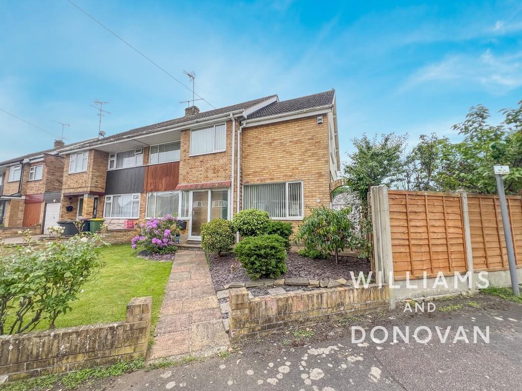 Merryfields Avenue, Hockley 4 bed semidetached house for sale £450,000