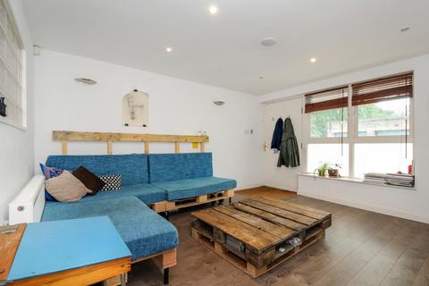 2 bedroom house to rent, Ashby Road Brockley SE4