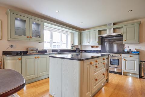 4 bedroom detached house for sale, Watton