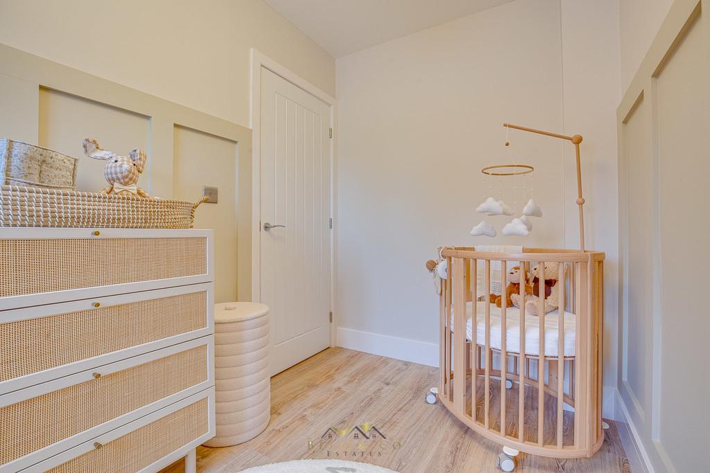 Bedroom 2.3