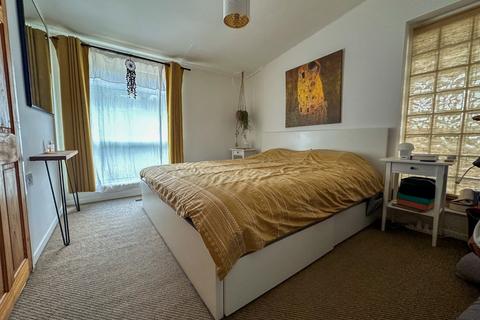 16 Cedarhurst Road, Portishead, Bristol, BS20 8HG