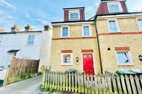 3 bedroom semi-detached house for sale, Thornhill Mews, Cross Street, Maidstone, Kent, ME14