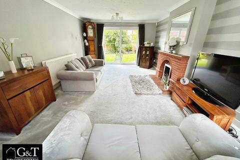 4 bedroom detached house for sale, Bridgewater Drive, Wombourne, Wolverhampton