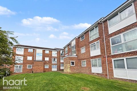 2 bedroom apartment to rent, Trafalgar Court, Braintree