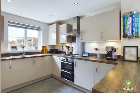 32 Springbank Road, Shavington, Crewe, CW2 5UN