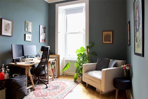 2f1, 350 Leith Walk, Edinburgh, EH6 5BR