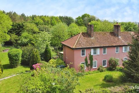 3 bedroom end of terrace house for sale, Martinsell Cottages, Oare