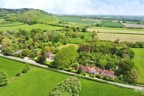 3 bedroom end of terrace house for sale, Martinsell Cottages, Oare