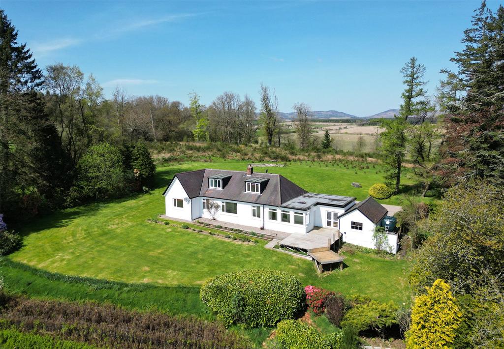 By Luncarty, Perth 4 bed detached house for sale £560,000