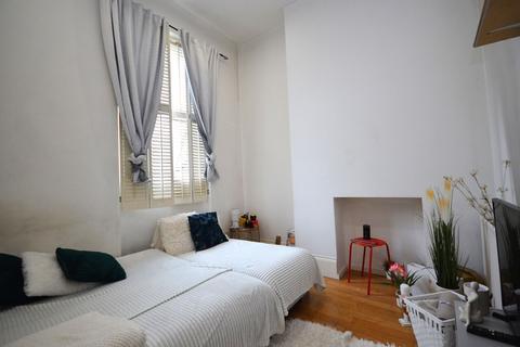 1 bedroom flat for sale, Churchfield Road, Acton W3 6DH