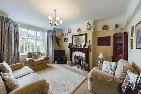 3 bedroom semi-detached house for sale, Mortlake Crescent, Boughton