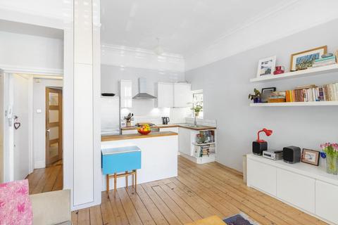 Flat 1a, 16 Blakesley Avenue, London, W5 2DW