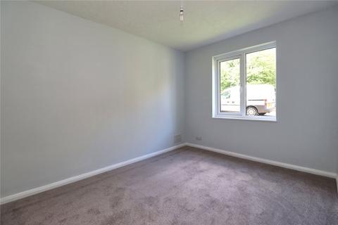 2 bedroom flat for sale, Woking, Surrey GU21