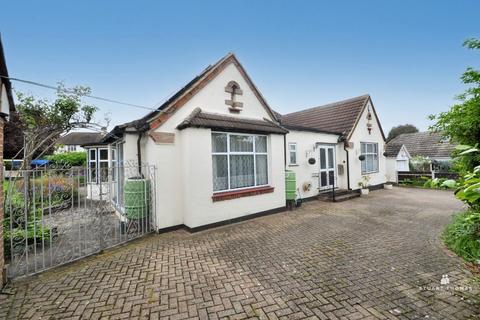 3 bedroom detached bungalow for sale, Ray Close, Leigh-on-Sea