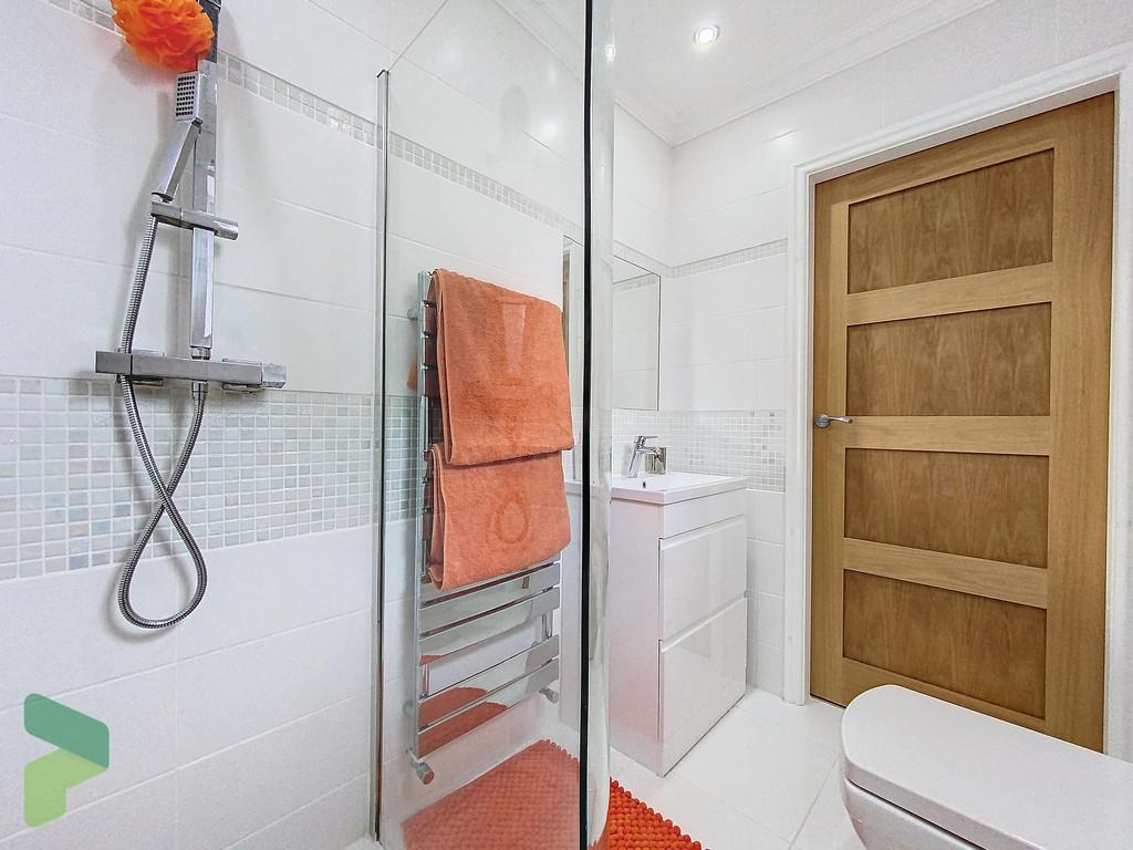 Bedroom One Ensuite