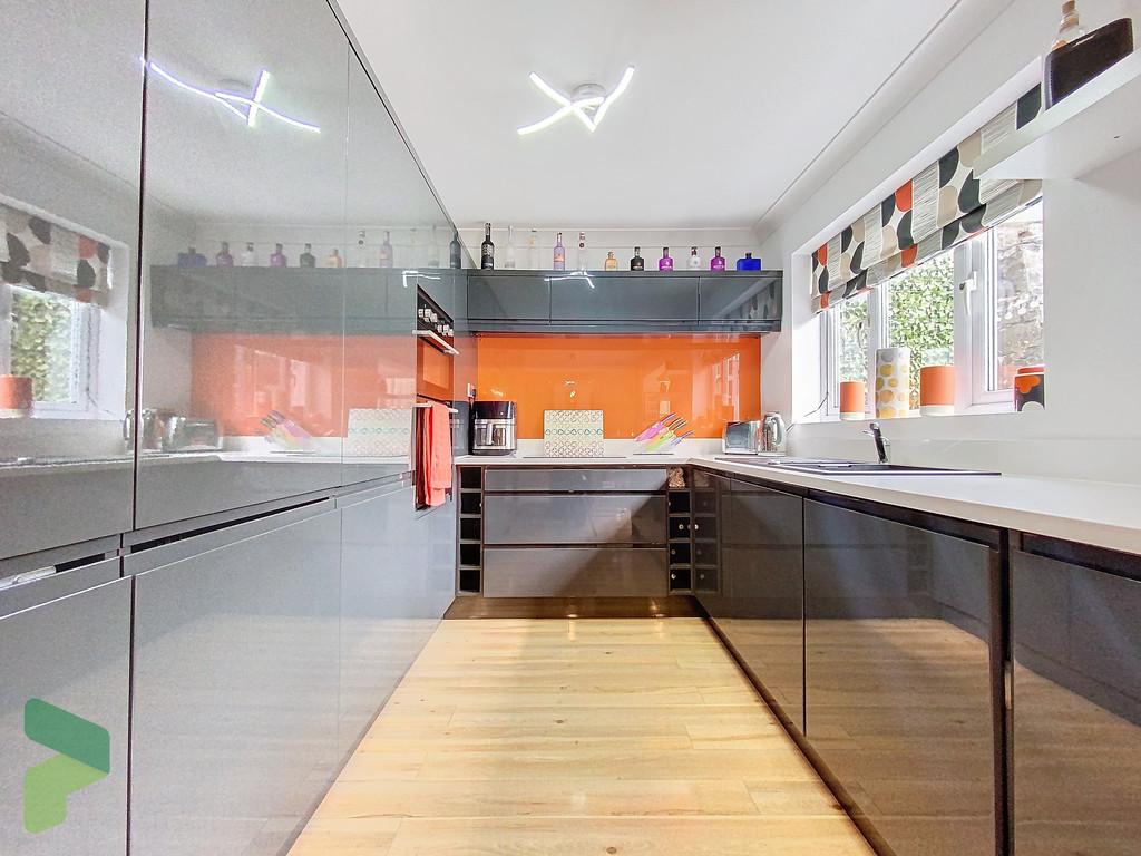 Fitted Dining Kitchen
