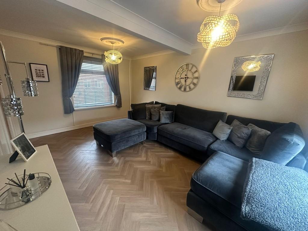 Lounge 2