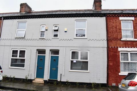 4 bedroom terraced house to rent, Rostherne Street, Langworthy, Salford