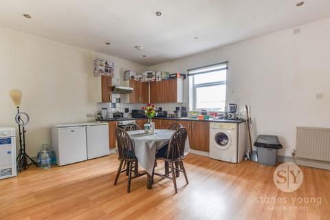 3 bedroom end of terrace house for sale, Moorgate Street, Blackburn, BB2