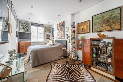 3 bedroom flat to rent, Flood Street, Chelsea, London, SW3