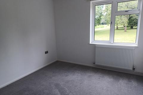 2 bedroom flat to rent, Pepper Place, Warminster