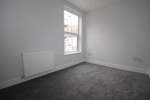 2 bedroom flat to rent, Albert Road FFF (Flat 2), Cleethorpes DN35