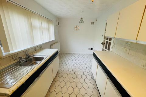 2 bedroom flat for sale, Valley View, Cwmtillery, Abertillery