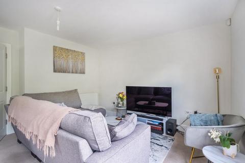 2 bedroom apartment for sale, Woodcote Valley Road, West Purley