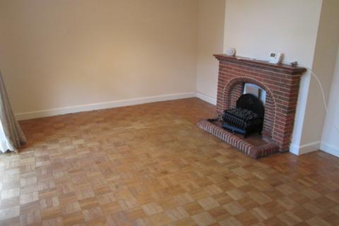 2 bedroom detached bungalow to rent, Lower Gower Rd, Hertfordshire SG8