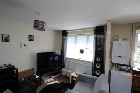 1 bedroom maisonette to rent, Brookside Close, Old Stratford, MK19 6BE