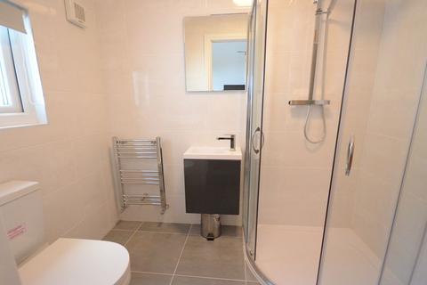 1 bedroom in a house share to rent, Caversham Road, Reading