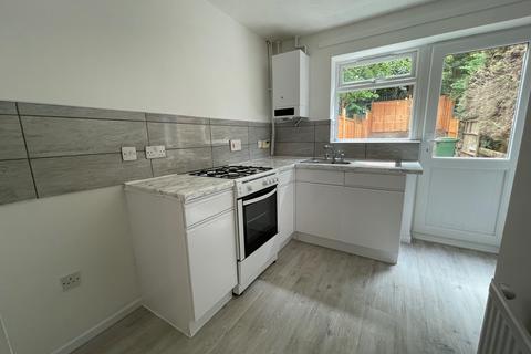 1 bedroom terraced house to rent, Christie Heights
