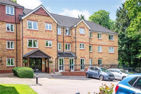 2 bedroom apartment to rent, Saddlers Court