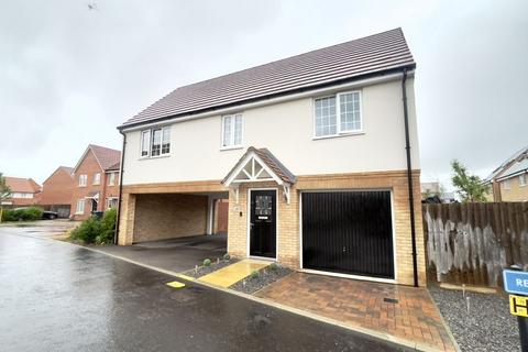 2 bedroom coach house for sale, Redstart Drive, Harlow