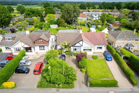 4 bedroom chalet for sale, Main Road, Edenbridge, TN8