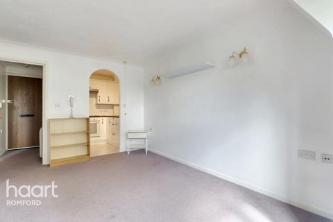 1 bedroom retirement property for sale, 95 Mawney Road, Romford