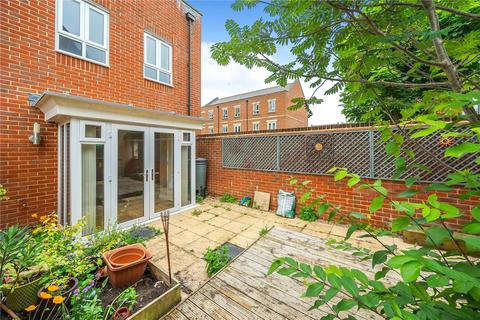 3 bedroom end of terrace house for sale, Denman Drive, Newbury, Berkshire, RG14