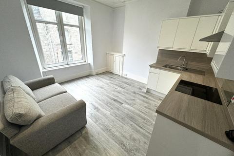 2 bedroom flat to rent, Ashvale Place, City Centre, Aberdeen, AB10