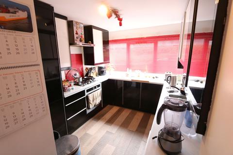 2 bedroom terraced house for sale, Vigerons Way, Chadwell St Mary