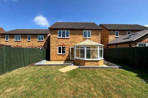 4 bedroom detached house for sale, Nicholls Close, Barton Le Clay, Bedfordshire, MK45 4JN