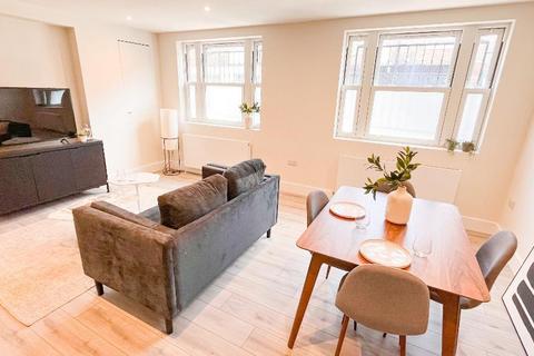 2 bedroom flat for sale, Hampstead, London NW3