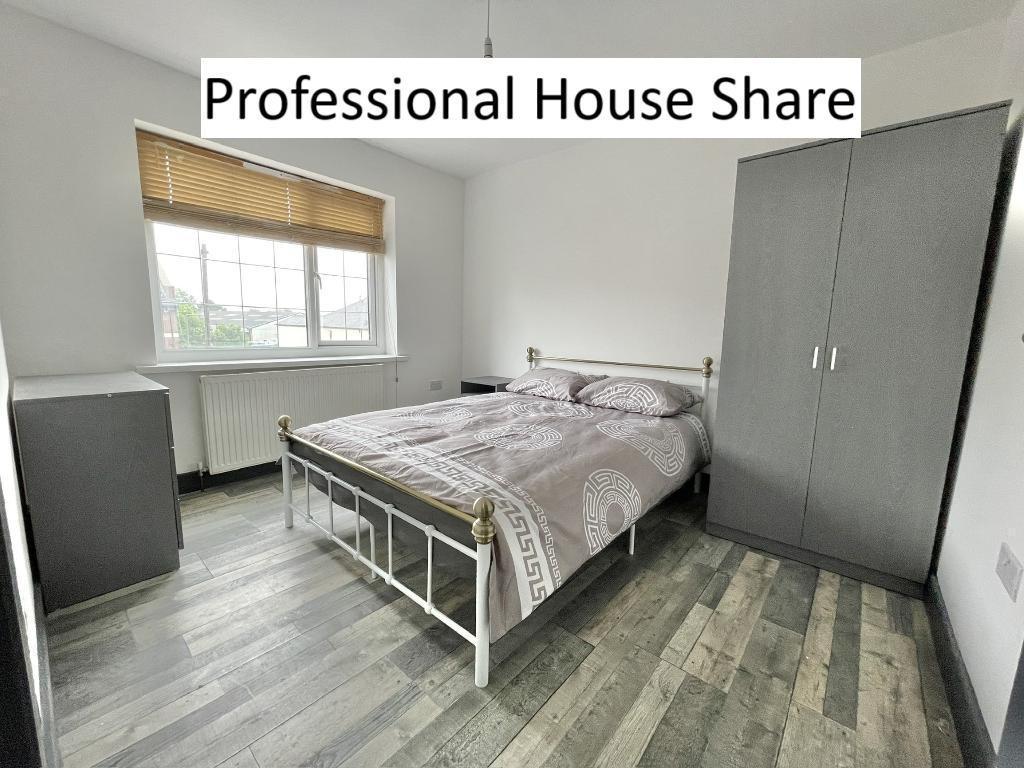 Black Lake West Bromwich West 1 Bed Semi detached House 520 Pcm black-lake-west-bromwich-west-1-bed-semi-detached-house-520-pcm