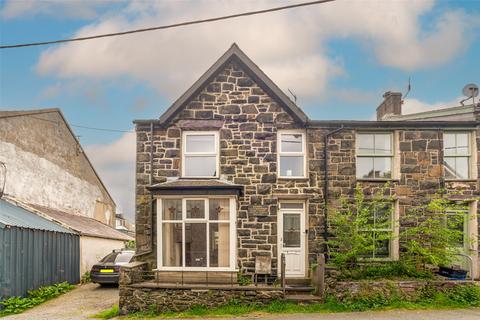 3 bedroom end of terrace house for sale, Well Street, Llanberis, Caernarfon, Gwynedd, LL55