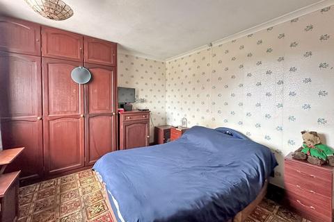3 bedroom semi-detached house for sale, Slim Road, Bentley, Walsall