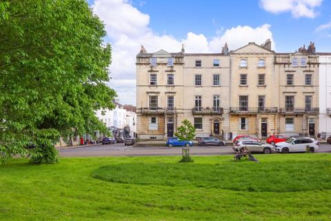 2 bedroom apartment for sale, Gloucester Row|Clifton