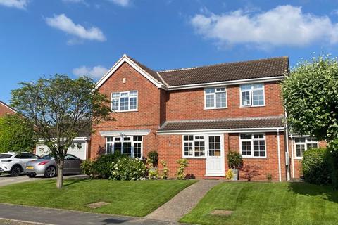 4 bedroom detached house for sale, Hidcote Avenue, Sutton Coldfield, B76 1SE