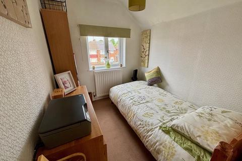 96 Lechlade Road, Great Barr, Birmingham, B43 5NG